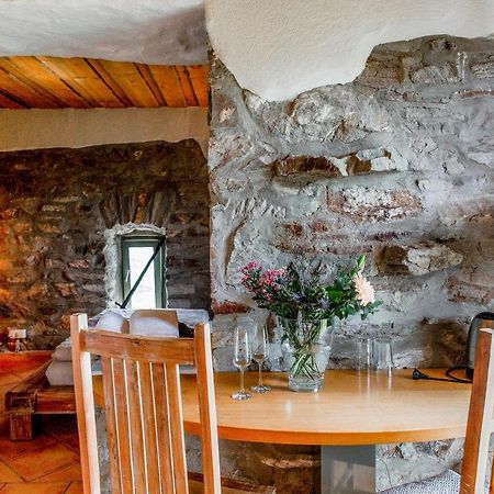 Hallgarter Zange Oestrich-Winkel Bagian luar foto